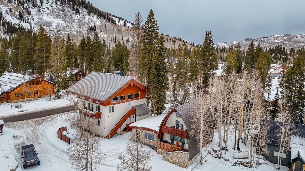 Photo of Others in Salt Lake Mountain Resorts