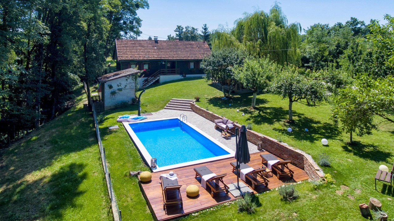 Photo of Outdoor in Kupljenovo