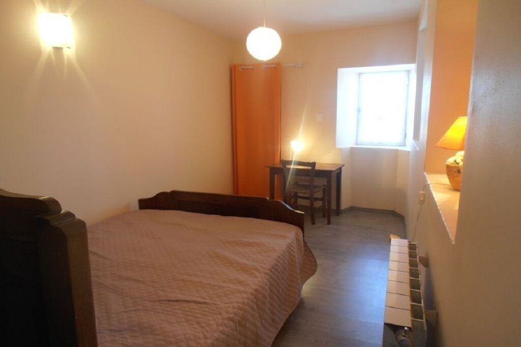 Photo of Bedroom in Moyrazes