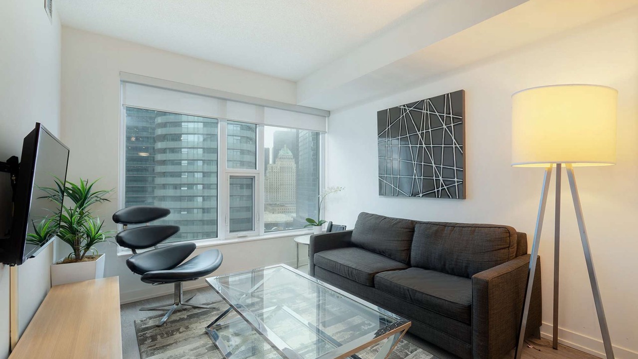Photo of Livingroom in Toronto Entertainment District