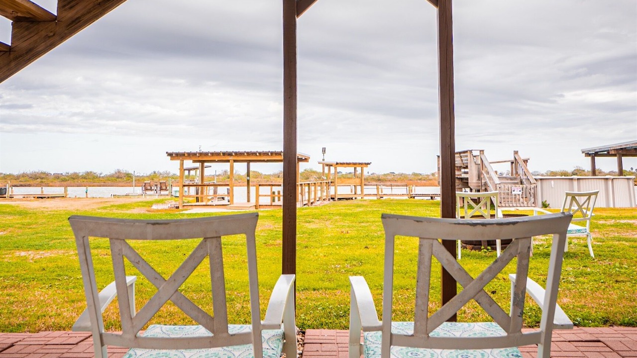 Photo of Patio Balcony in Cedar Lane
