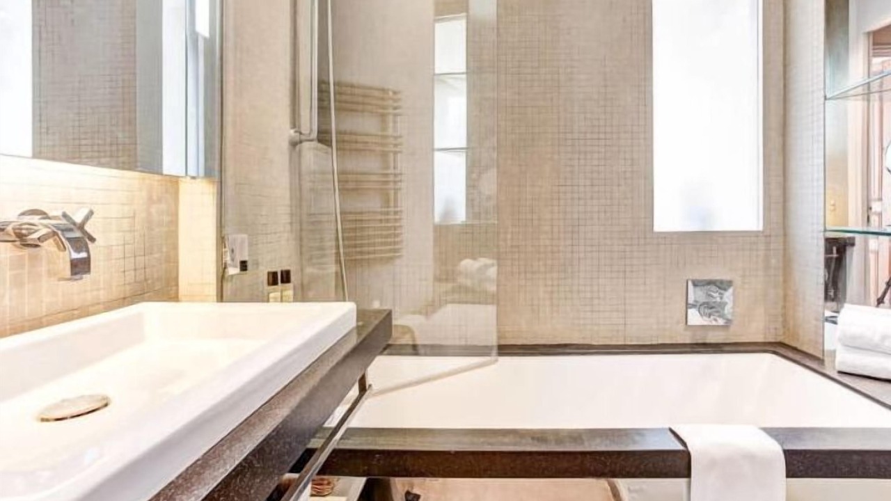 Photo of Bathroom in Champs-Elysees