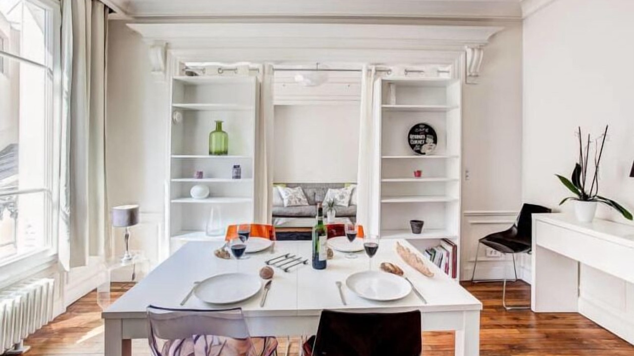 Photo of Others in Champs-Elysees