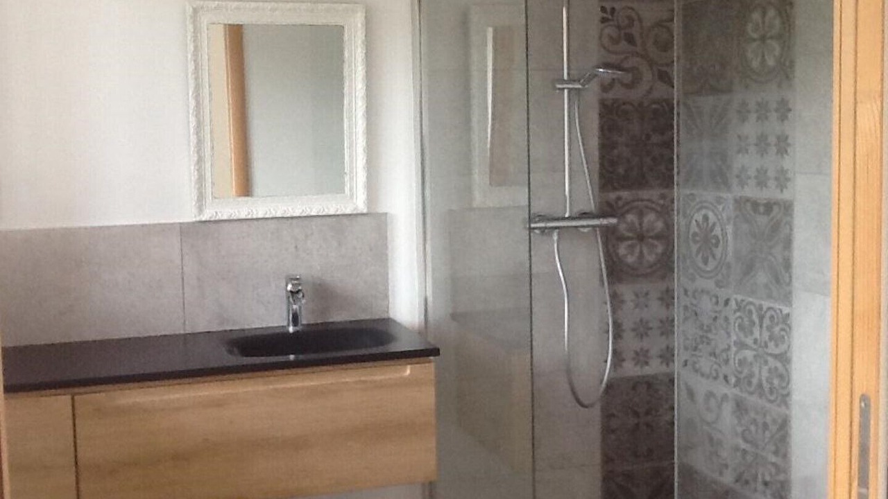 Photo of Bathroom in Gigean