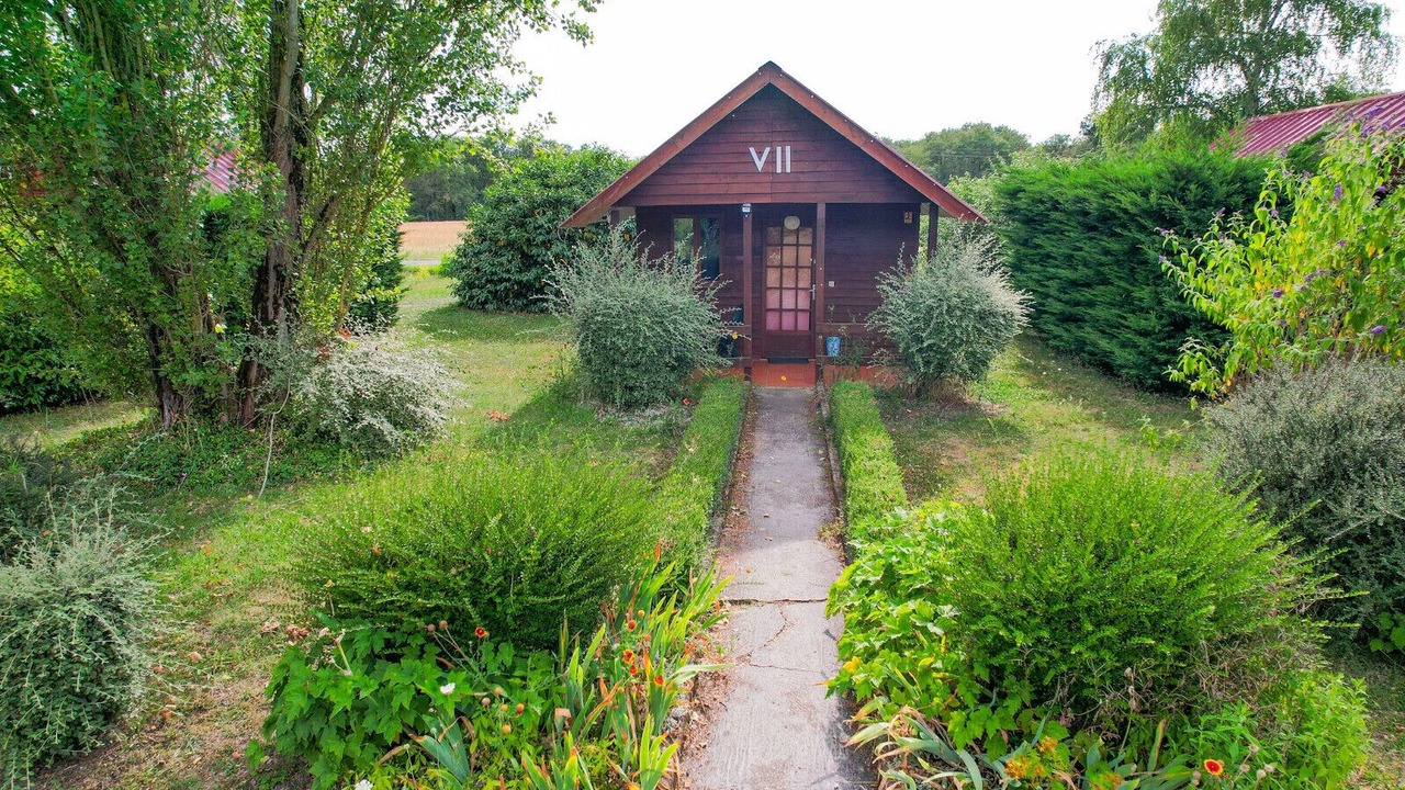 Photo of Outdoor in Sainte-Genevieve-des-Bois
