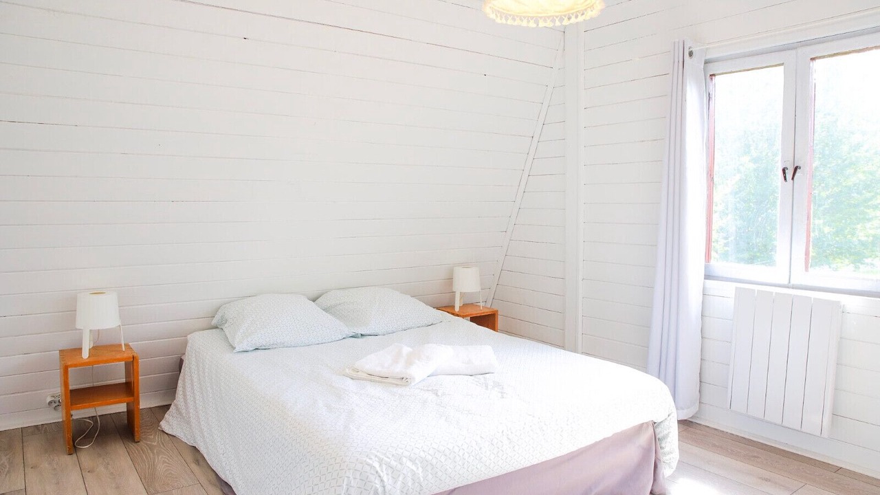 Photo of Bedroom in Sainte-Genevieve-des-Bois