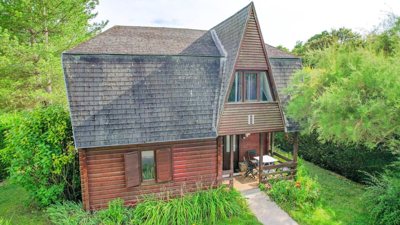 Photo of Outdoor in Sainte-Genevieve-des-Bois