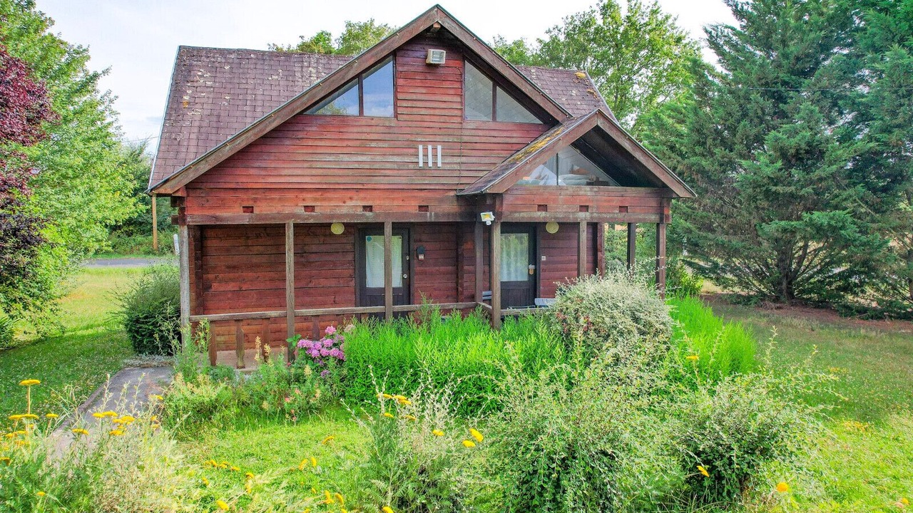 Photo of Outdoor in Sainte-Genevieve-des-Bois