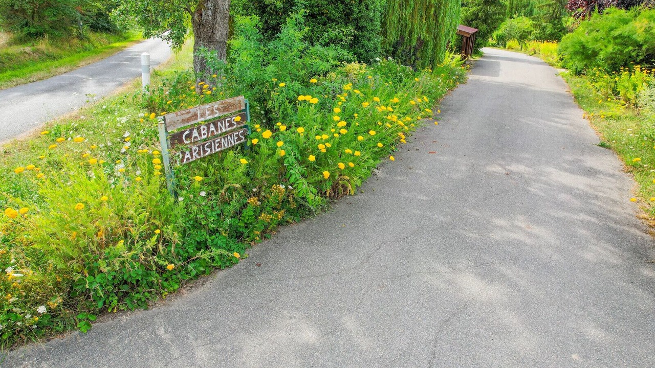 Photo of Outdoor in Sainte-Genevieve-des-Bois