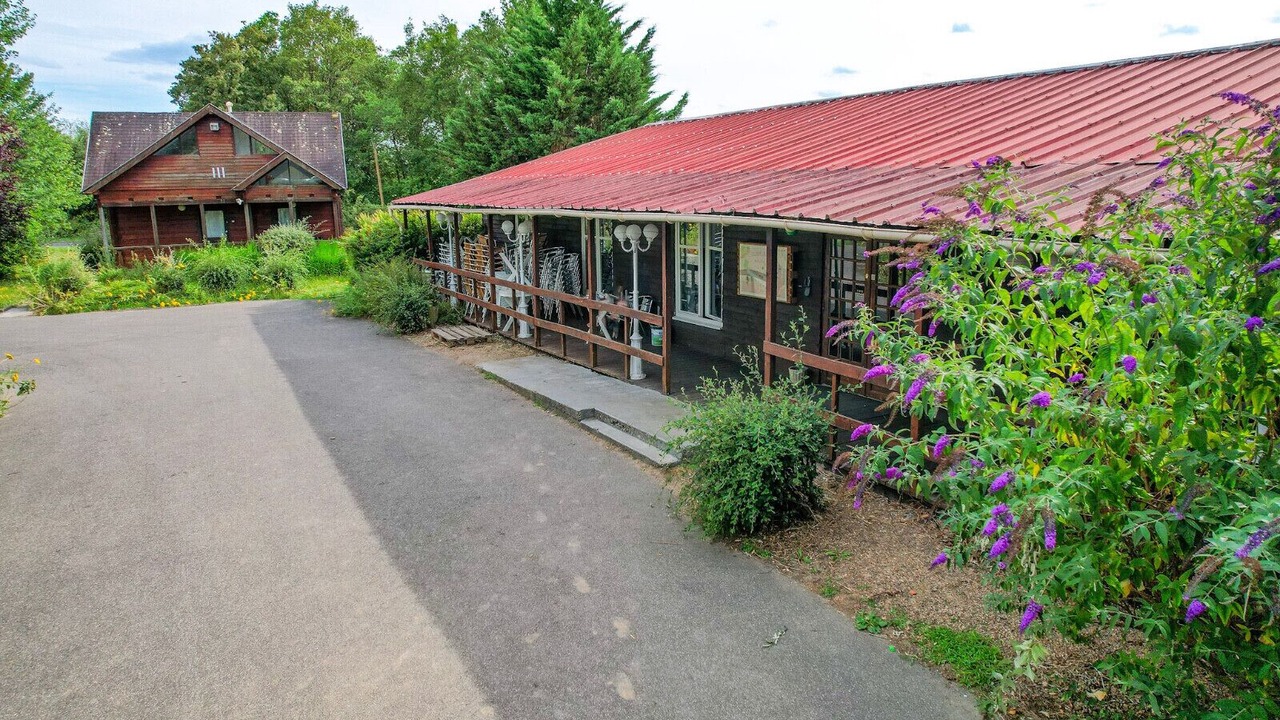 Photo of Outdoor in Sainte-Genevieve-des-Bois
