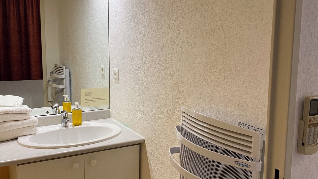 Photo of Bathroom in Garrigues