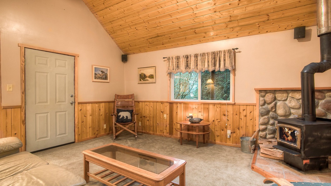 Photo of Bedroom in Gold Bar
