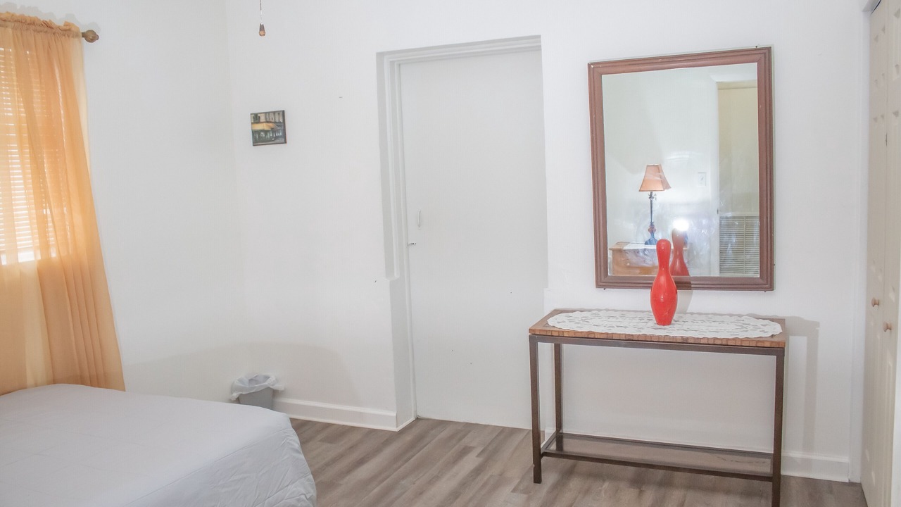 Photo of Bedroom in Allapattah