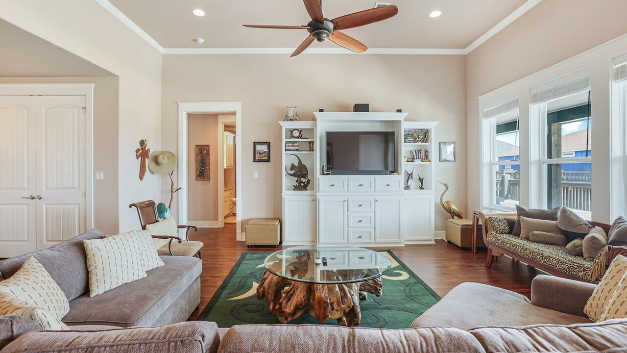Photo of Livingroom in Crystal Beach