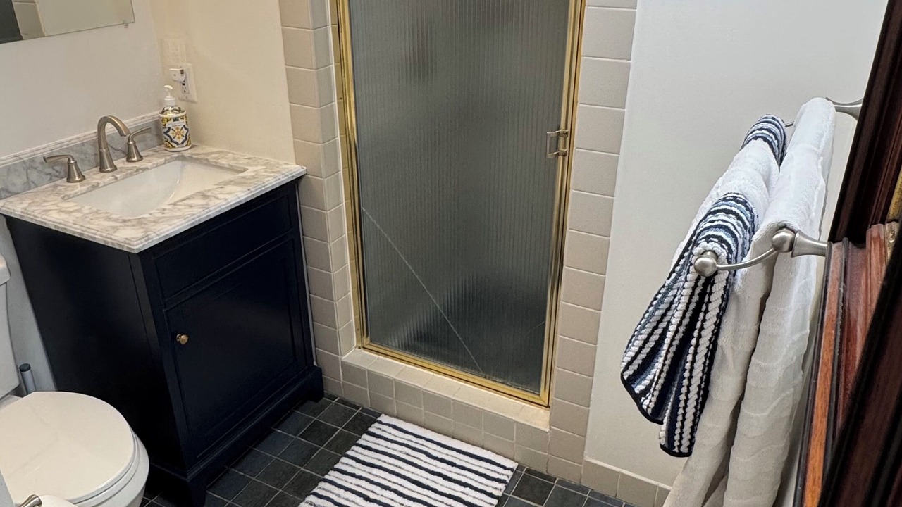Photo of Bathroom in Old Town Alexandria