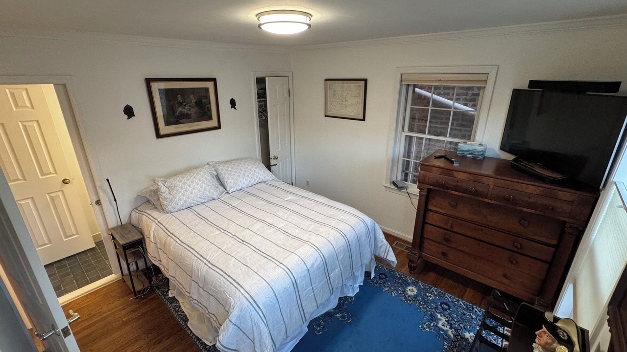 Photo of Bedroom in Old Town Alexandria