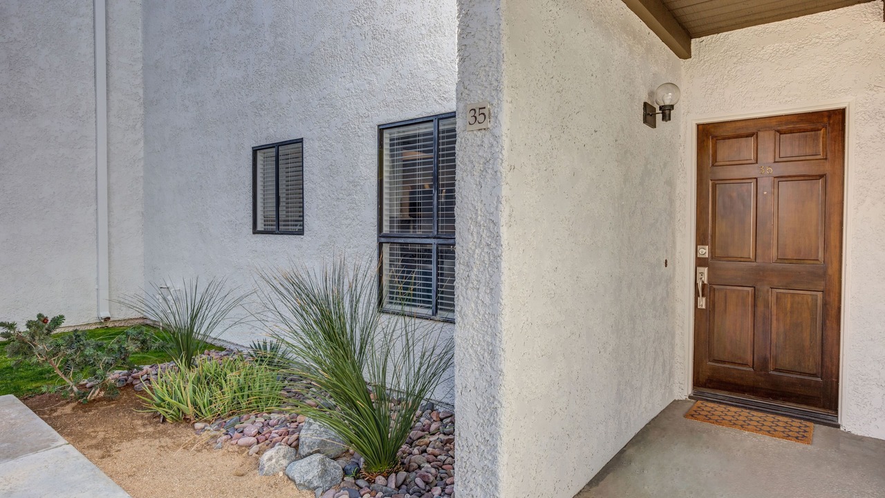Photo of Outdoor in Canyon Corridor