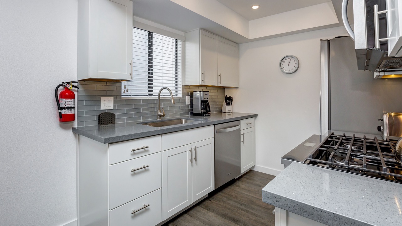Photo of Kitchen in Canyon Corridor
