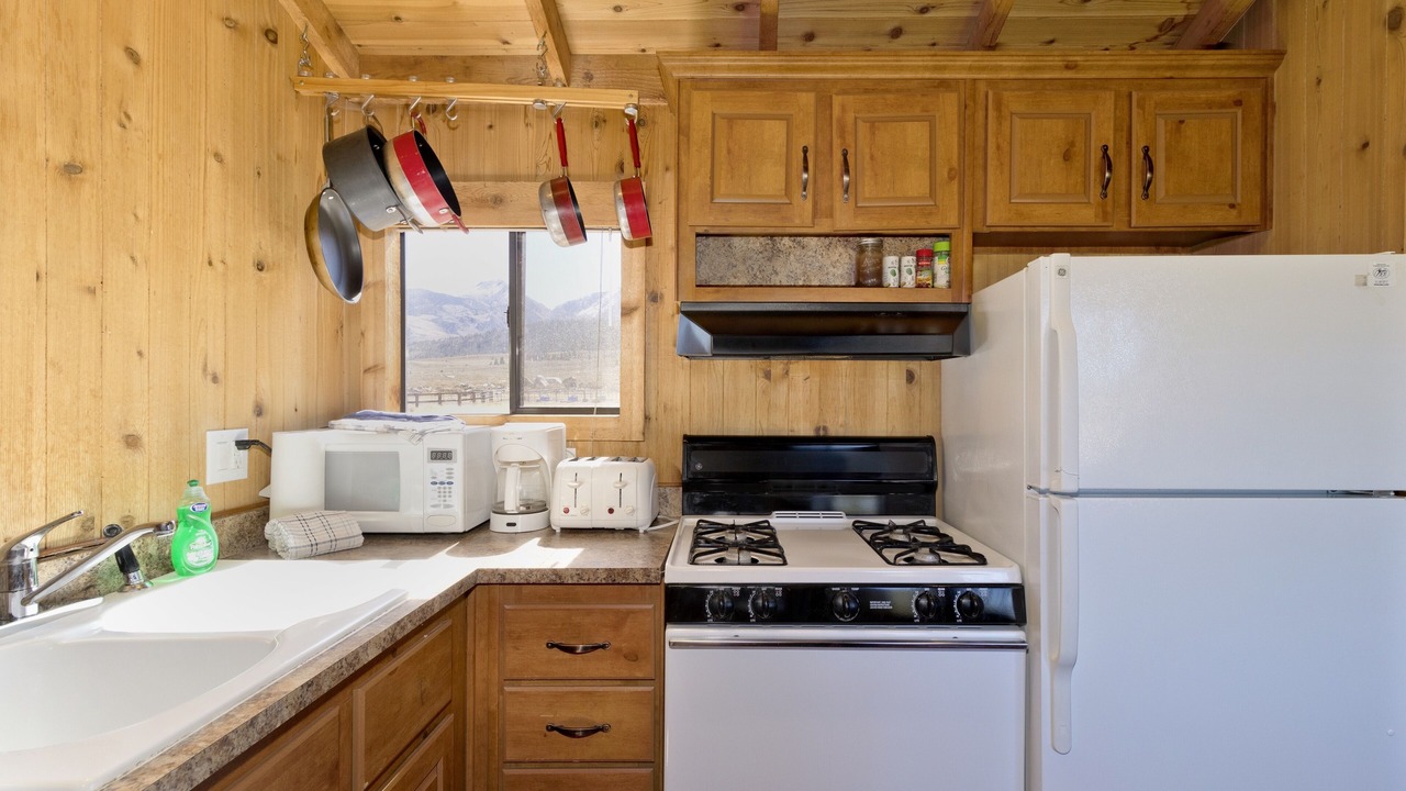 Photo of Kitchen in Mammoth Lakes