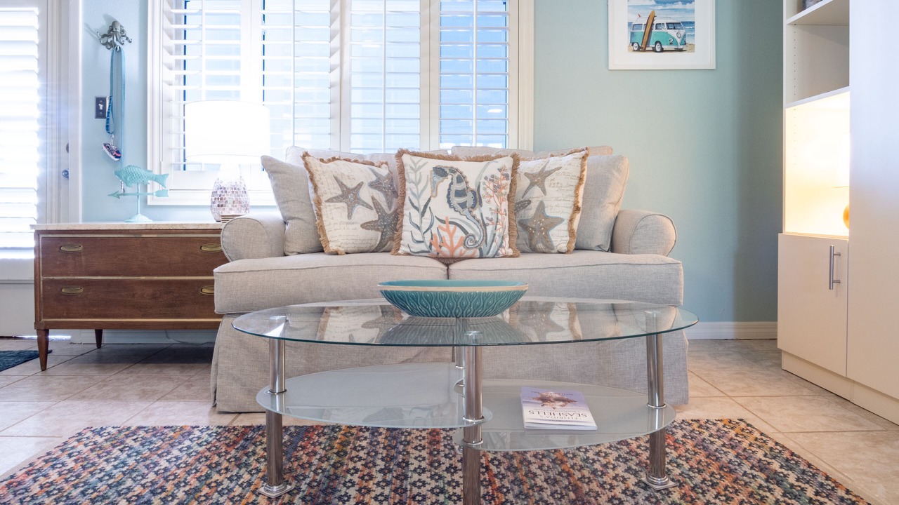 Photo of Livingroom in Holmes Beach