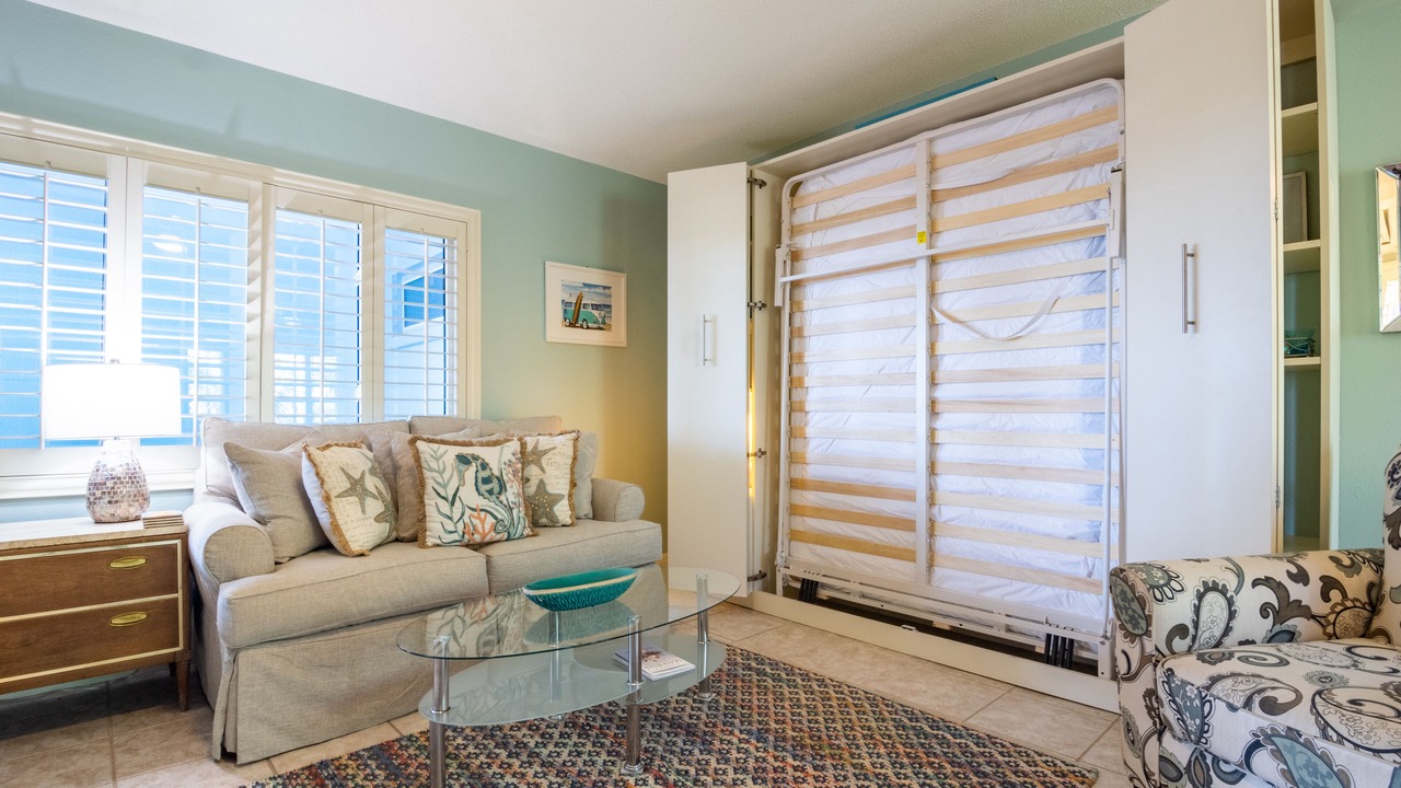 Photo of Livingroom in Holmes Beach