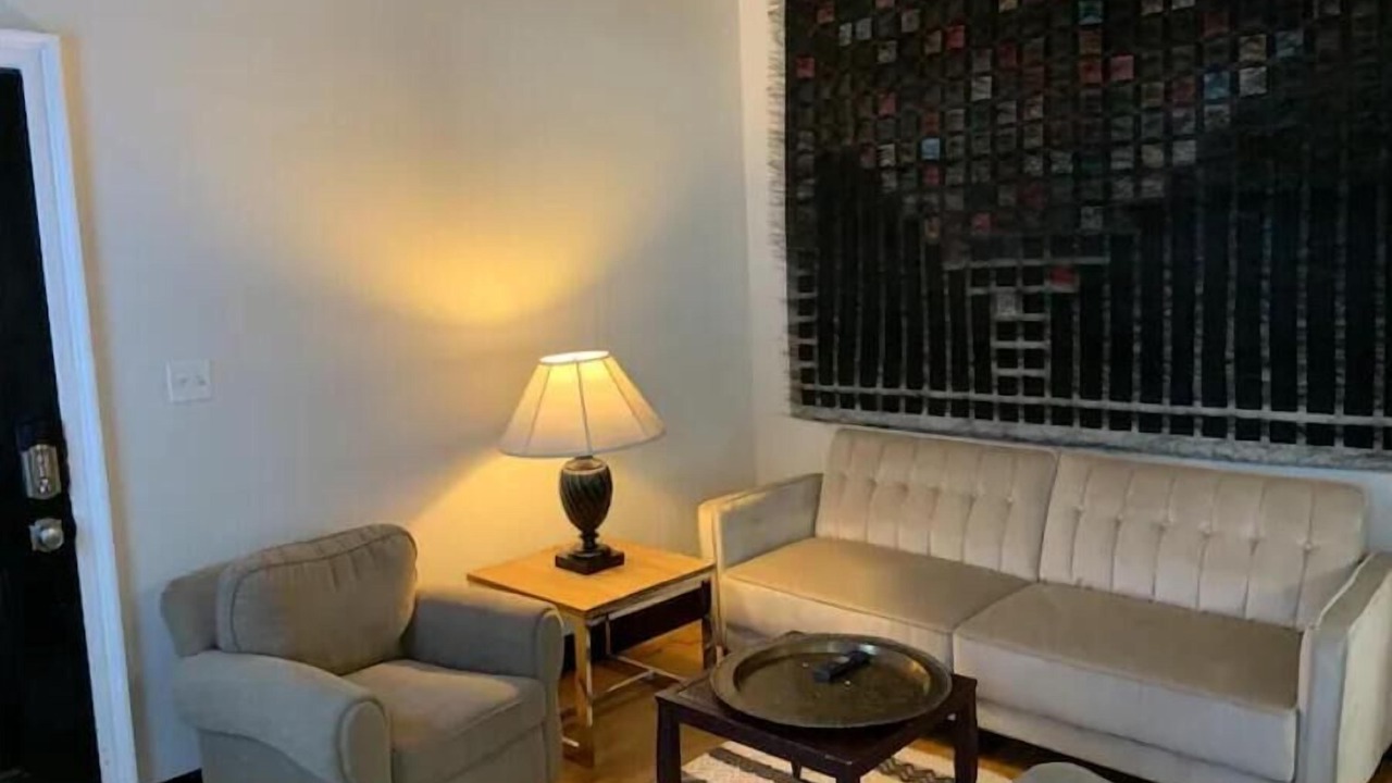 Photo of Livingroom in Inman Park