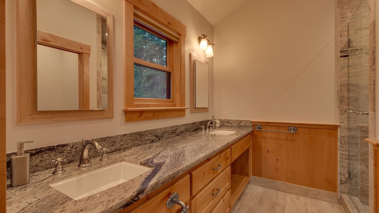 Photo of Bathroom in Ridgewood