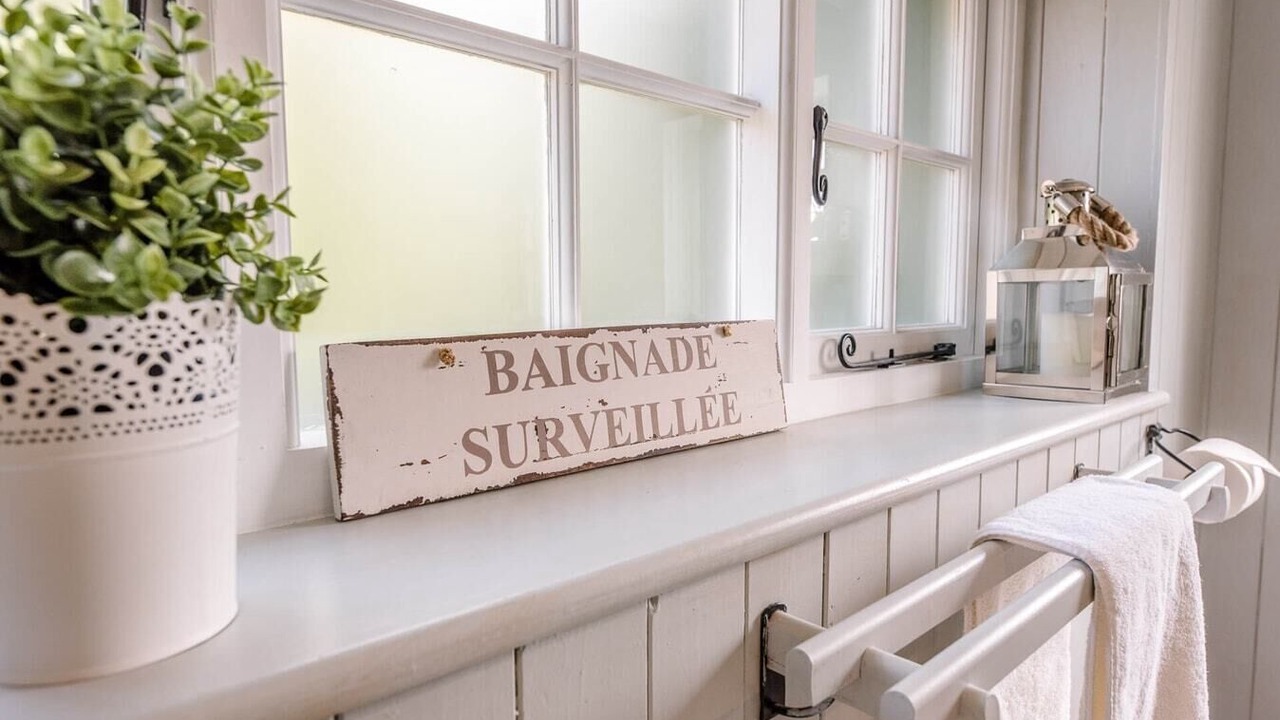 Photo of Others in Orford