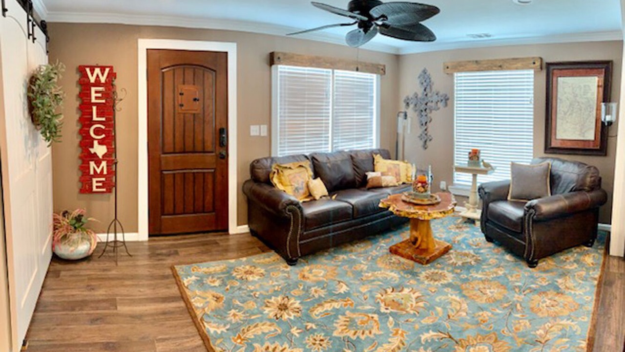 Photo of Livingroom in Chilton
