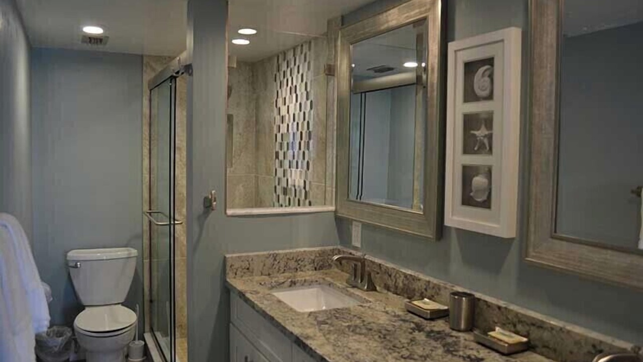 Photo of Bathroom in Longboat Key