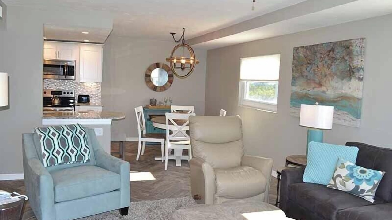 Photo of Bedroom in Longboat Key
