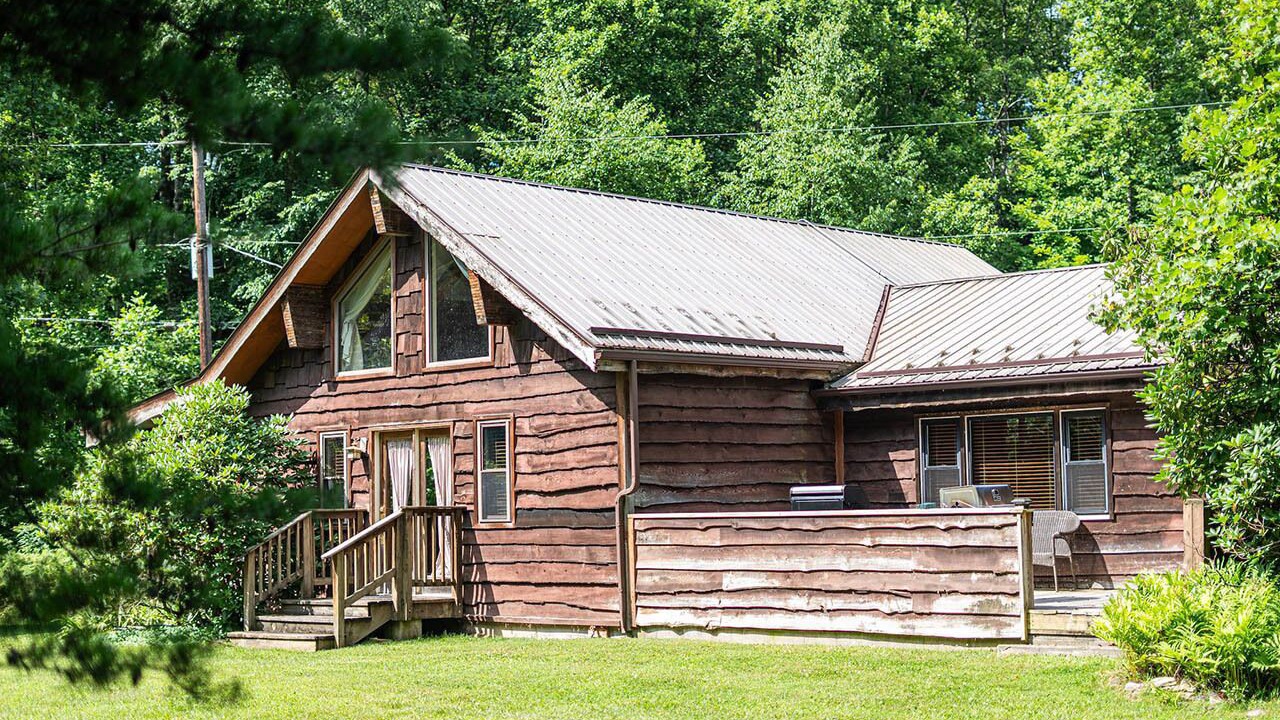 Photo of Others in Victor