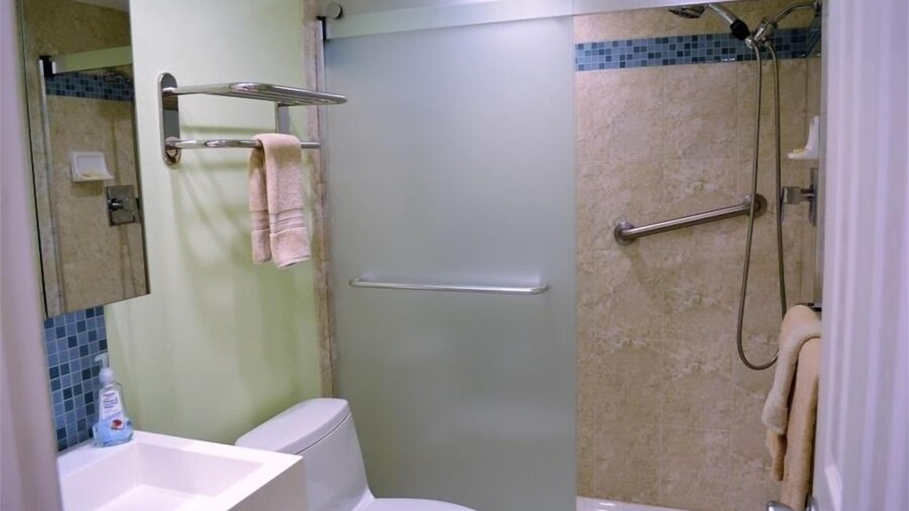 Photo of Bathroom in Longboat Key