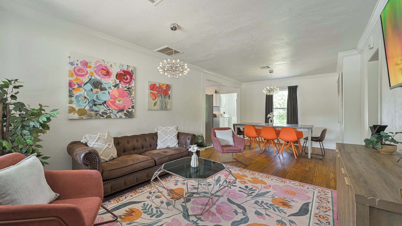 Photo of Livingroom in Central Oklahoma City