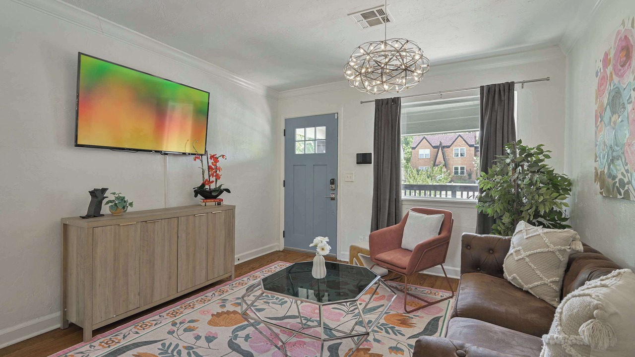 Photo of Livingroom in Central Oklahoma City