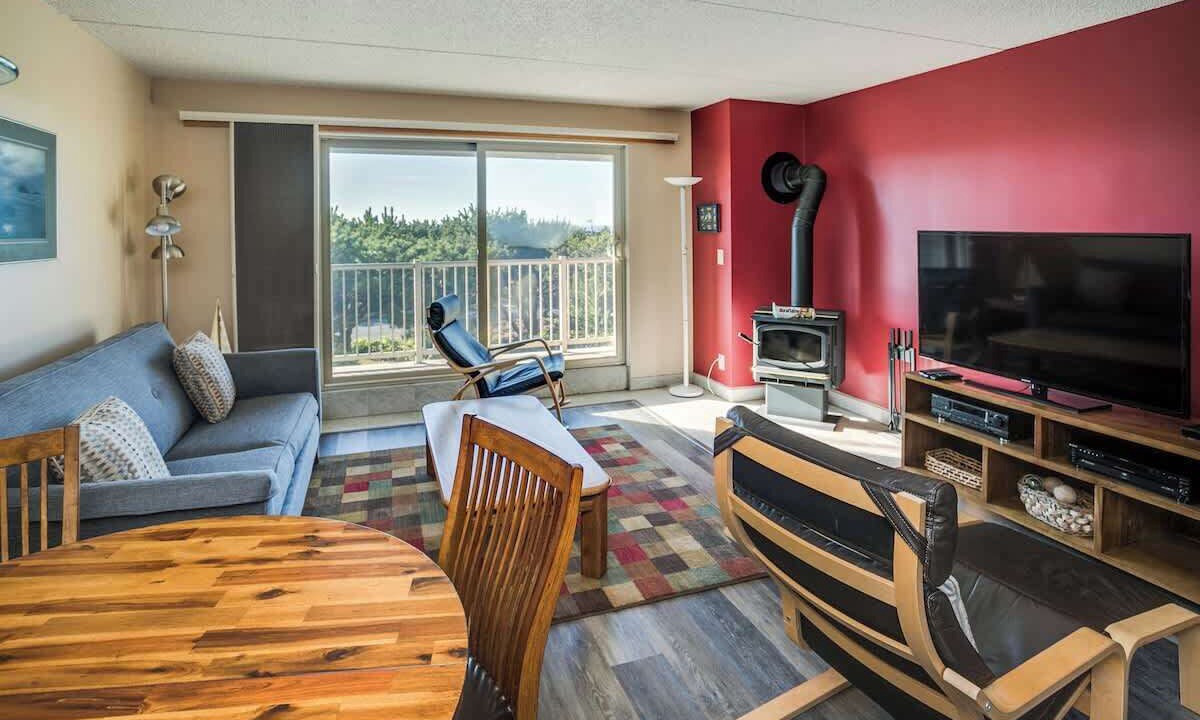 Photo of Livingroom in Gearhart