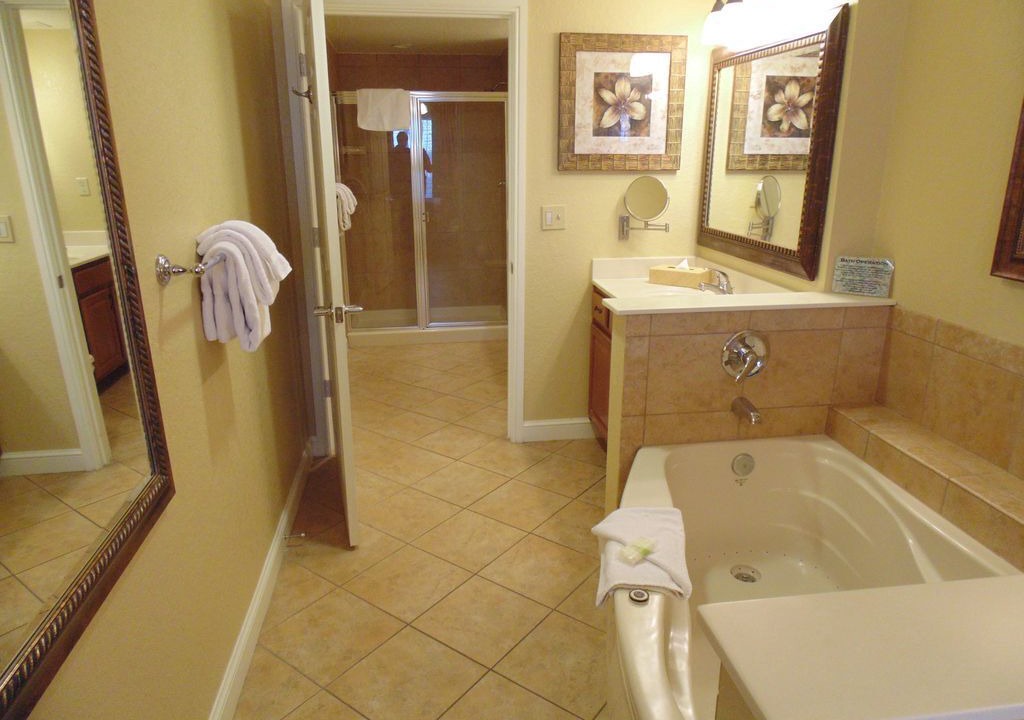 Photo of Bathroom in Lake Buena Vista