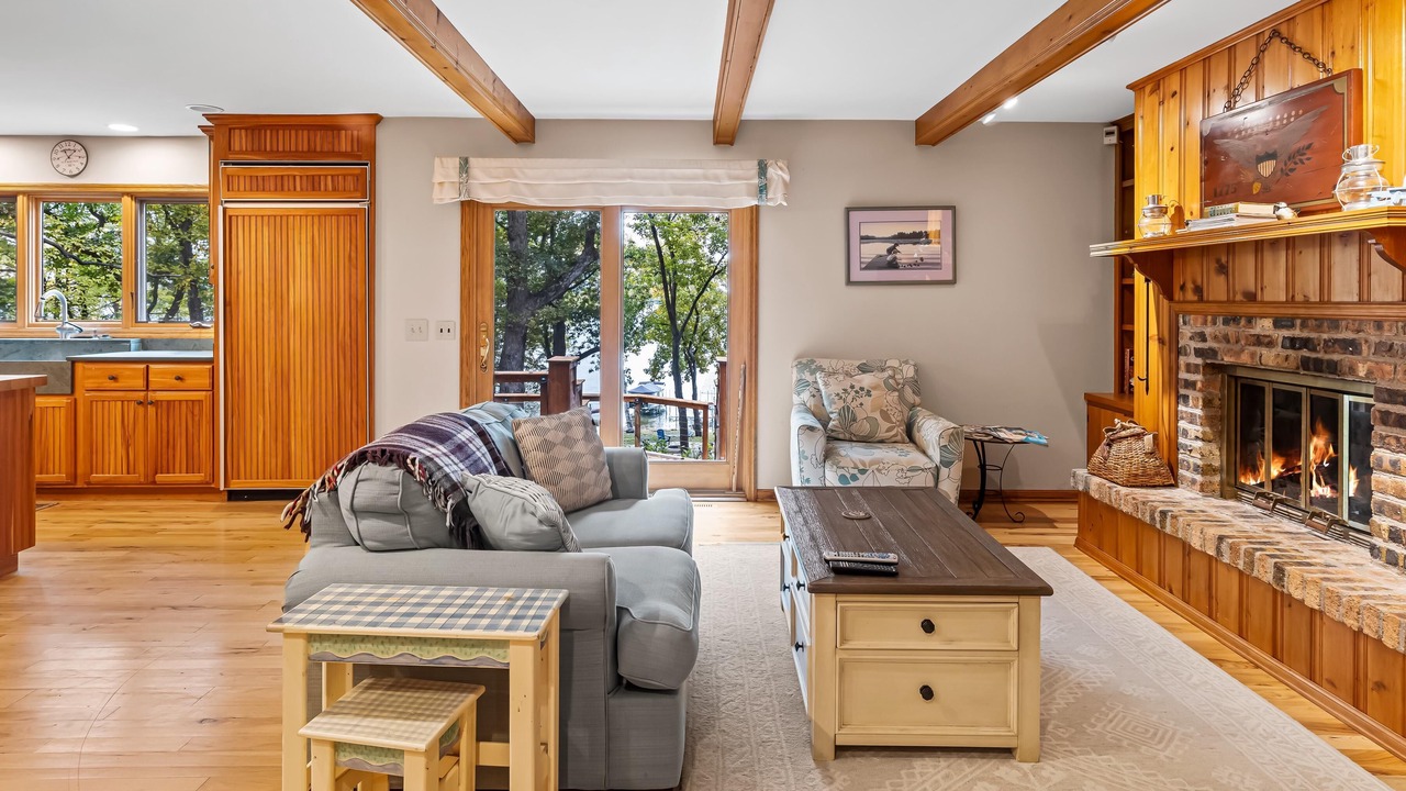 Photo of Livingroom in Green Lake