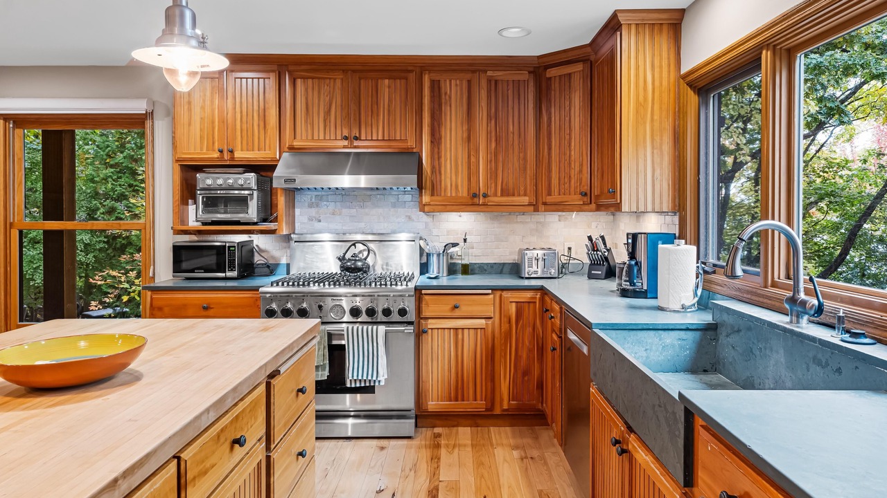 Photo of Kitchen in Green Lake