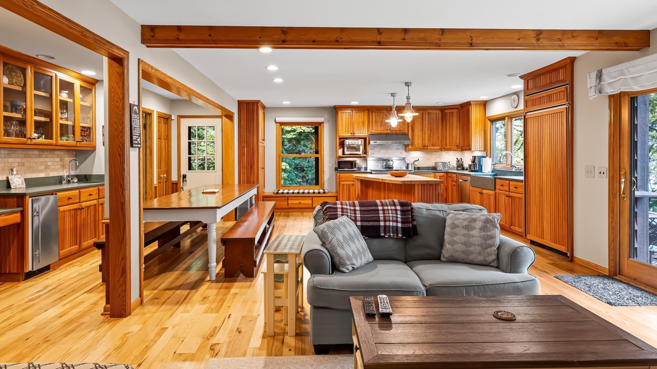 Photo of Livingroom in Green Lake