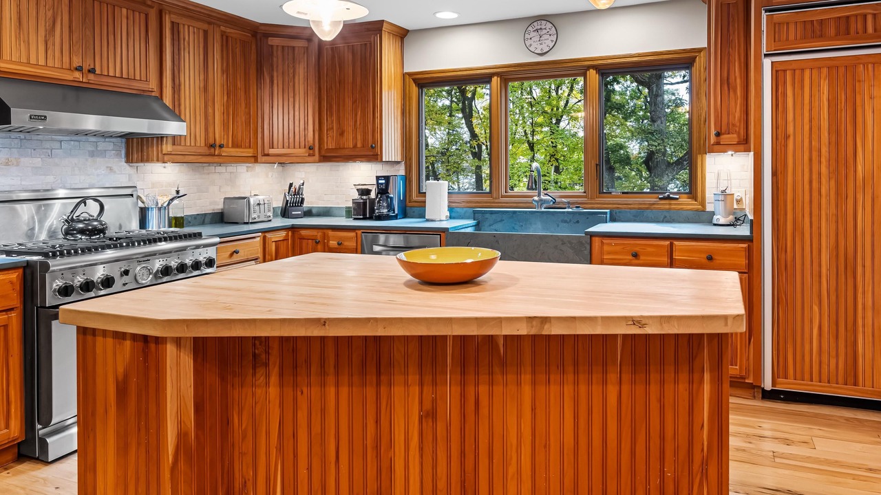 Photo of Kitchen in Green Lake