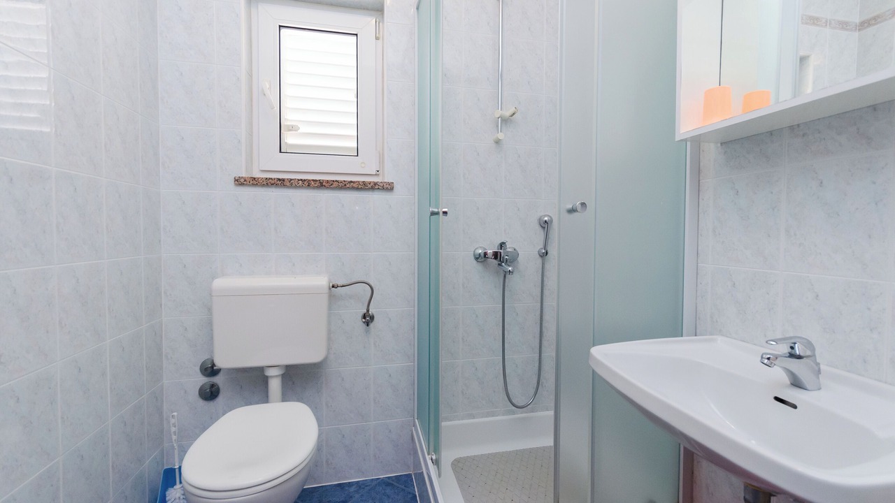 Photo of Bathroom in Lopar