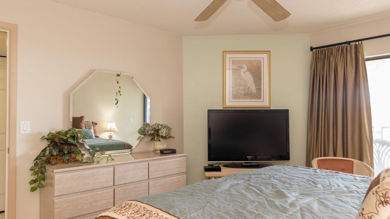 Photo of Bedroom in Bradenton Beach