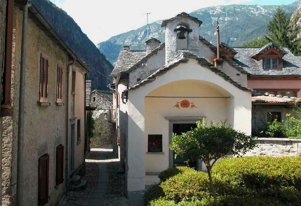 Photo of Others in Gordevio