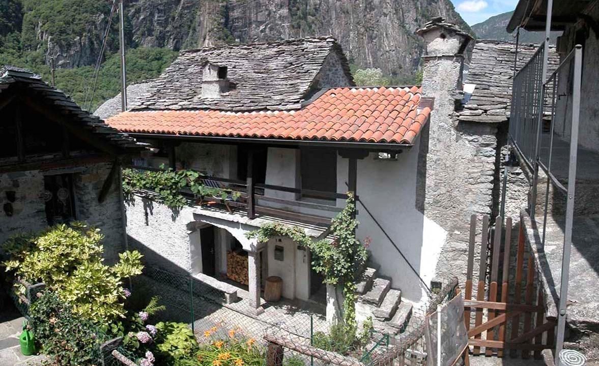 Photo of Others in Gordevio