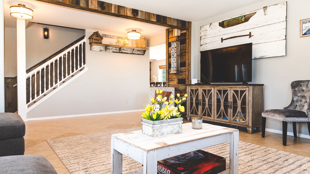 Photo of Livingroom in Port Angeles