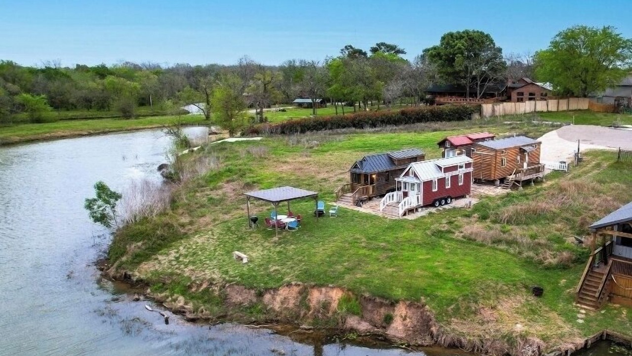 Photo of Outdoor in Willis