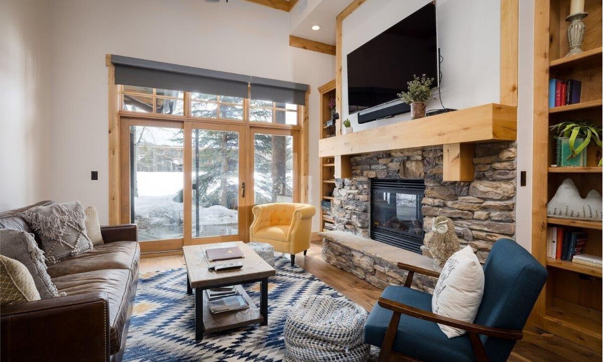 Photo of Livingroom in Victor