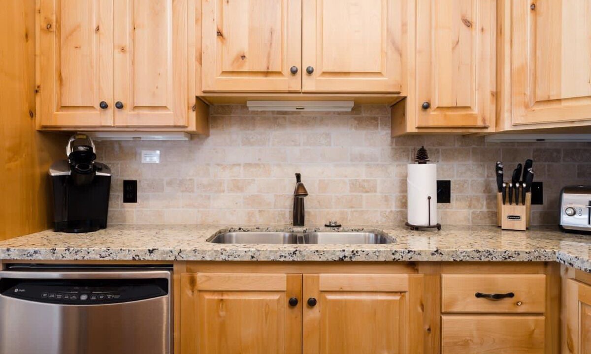 Photo of Others in Victor