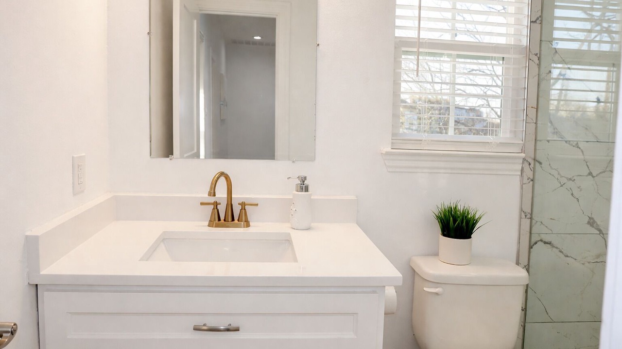 Photo of Bathroom in West Dallas